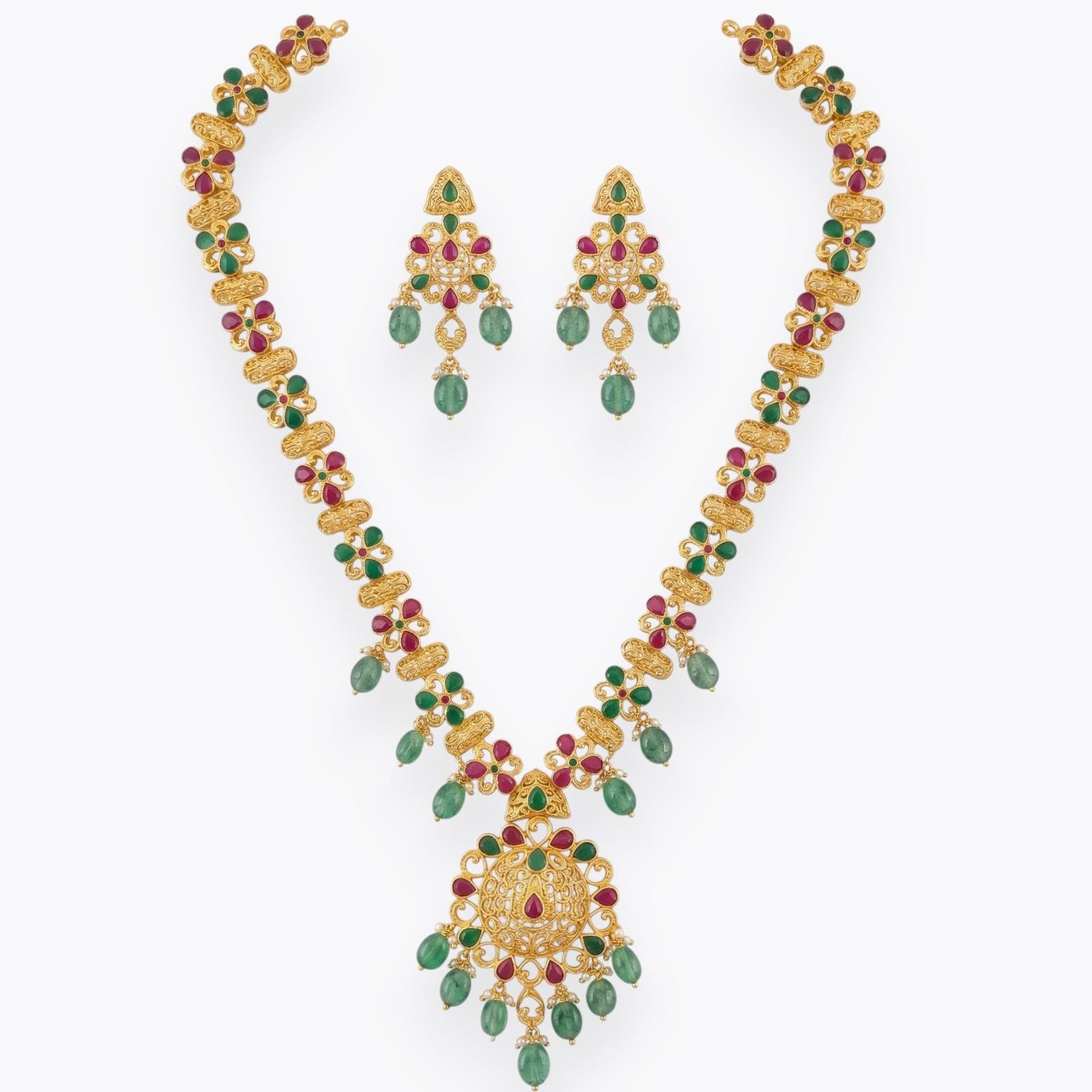 Silver Necklace Set